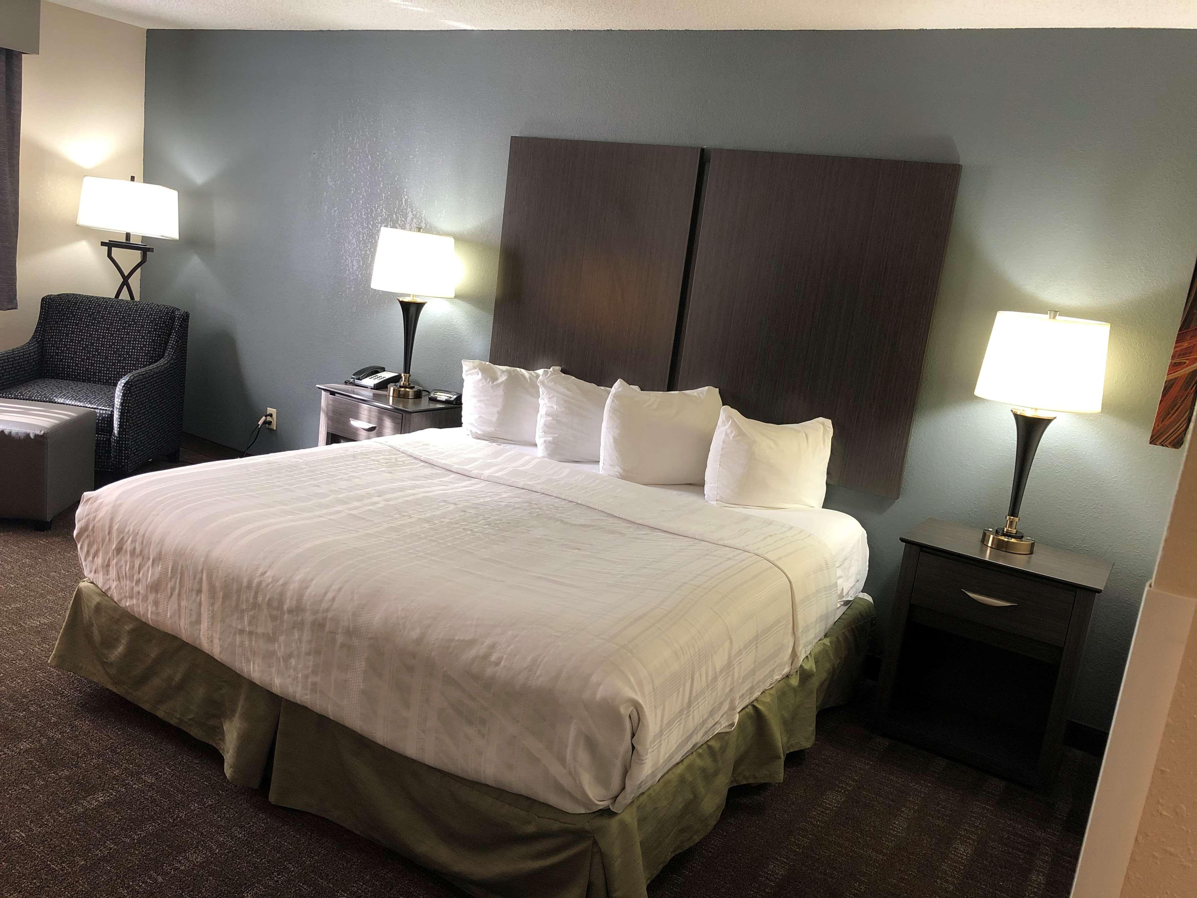 Baymont By Wyndham Chester Il Esterno foto