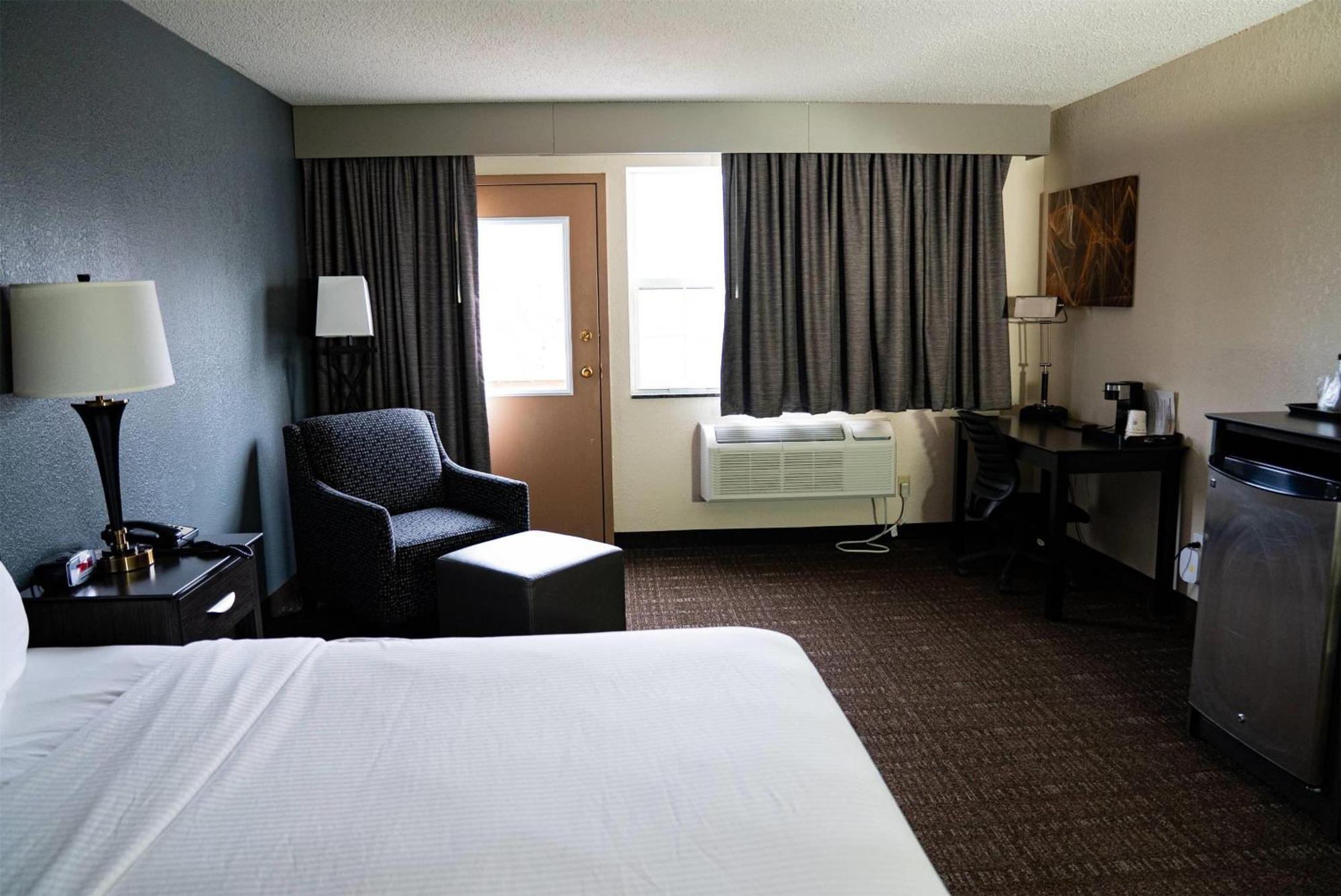 Baymont By Wyndham Chester Il Esterno foto